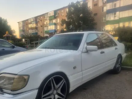 Mercedes-Benz S 500 1998 года за 2 600 000 тг. в Уральск – фото 3