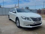 Toyota Camry 2014 года за 7 500 000 тг. в Атырау