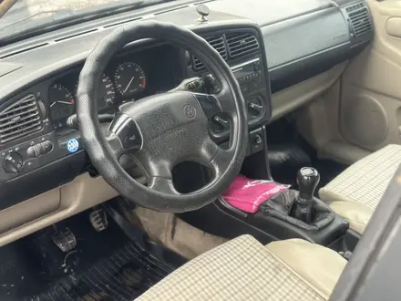 Volkswagen Passat 1995 года за 2 200 000 тг. в Кокшетау – фото 3