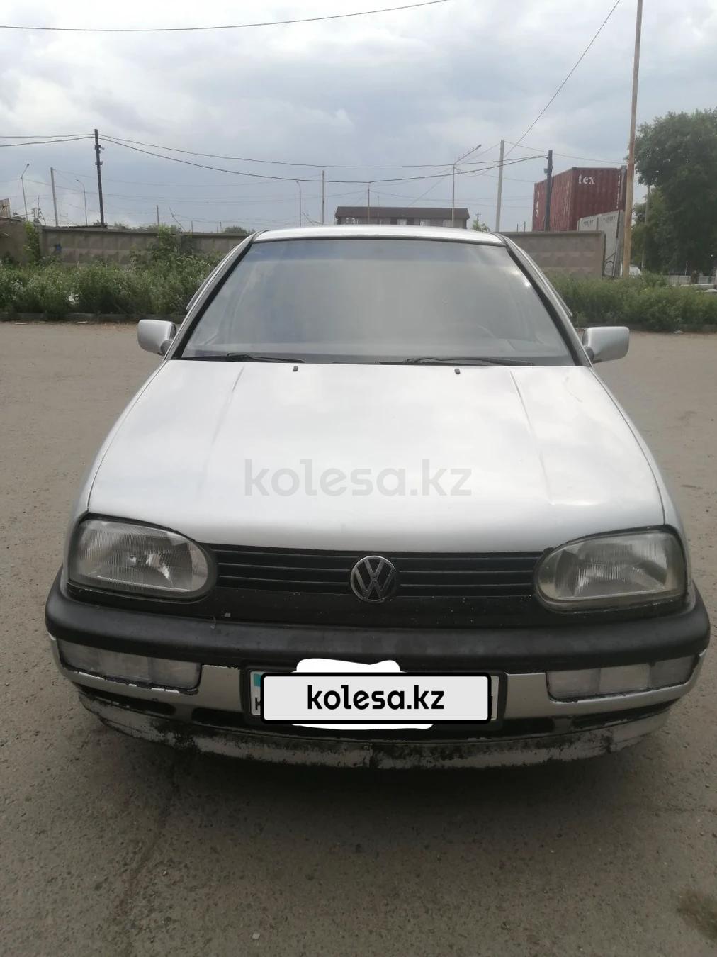 Volkswagen Golf 1996 г.