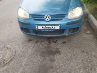 Volkswagen Golf 2005 года за 3 300 000 тг. в Алматы