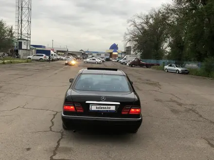 Mercedes-Benz E 420 1996 года за 4 900 000 тг. в Алматы – фото 9