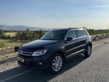 Volkswagen Tiguan 2014 года за 6 100 000 тг. в Алматы – фото 2