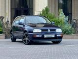 Volkswagen Golf 1997 года за 2 550 000 тг. в Алматы – фото 4