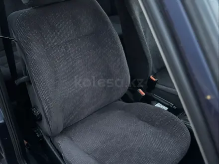 Volkswagen Golf 1997 года за 2 550 000 тг. в Алматы – фото 20