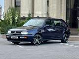 Volkswagen Golf 1997 года за 2 550 000 тг. в Алматы – фото 5