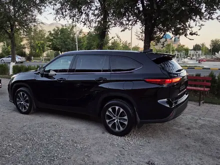 Toyota Highlander 2021 года за 23 000 000 тг. в Шымкент – фото 4