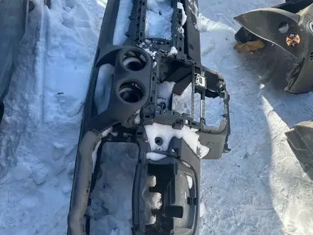 Панель приборов торпеда без подушки за 38 000 тг. в Астана