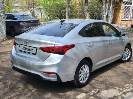 Hyundai Accent 2019 года за 7 300 000 тг. в Караганда – фото 8