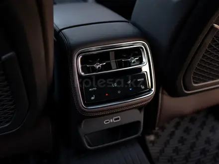 Geely Monjaro Exclusive 2026 года за 16 290 000 тг. в Алматы – фото 12