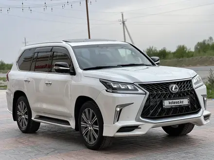 Lexus LX 570 2016 года за 40 000 000 тг. в Туркестан – фото 2