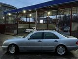 Mercedes-Benz E 320 1999 года за 3 600 000 тг. в Сарыагаш – фото 3