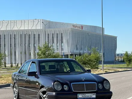 Mercedes-Benz E 280 1996 годаүшін2 800 000 тг. в Шымкент
