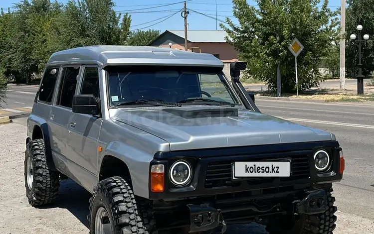 Nissan Patrol 1993 годаfor3 500 000 тг. в Шымкент