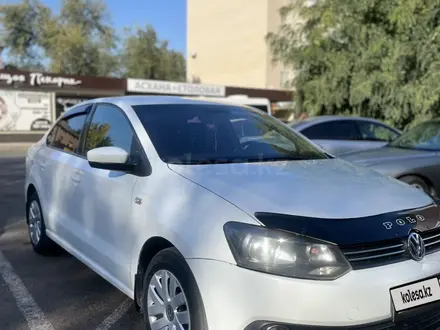 Volkswagen Polo 2014 года за 4 900 000 тг. в Уральск – фото 2