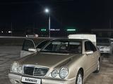 Mercedes-Benz E 320 2001 года за 4 000 000 тг. в Актау – фото 4