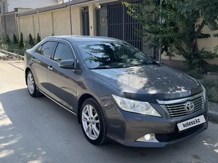 Toyota Camry 2014 года за 11 000 000 тг. в Алматы – фото 2