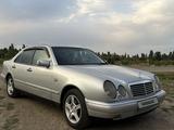 Mercedes-Benz E 230 1998 годаүшін2 550 000 тг. в Тараз