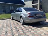 Mercedes-Benz S 500 2007 годаүшін6 500 000 тг. в Алматы – фото 4