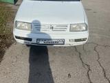 Volkswagen Vento 1994 года за 1 200 000 тг. в Алматы