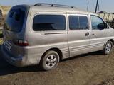 Hyundai Starex 2004 года за 2 200 000 тг. в Шымкент – фото 3