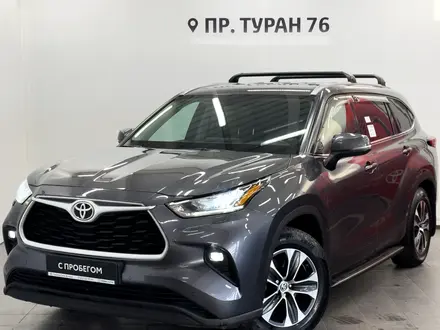 Toyota Highlander 2020 года за 27 200 000 тг. в Астана