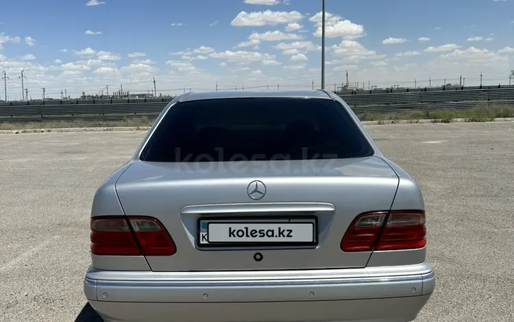 Mercedes-Benz E 280 2001 годаүшін4 500 000 тг. в Актау