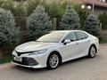 Toyota Camry 2021 годаfor15 500 000 тг. в Шымкент – фото 2