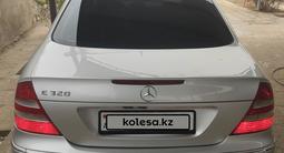 Mercedes-Benz E 320 2004 года за 2 500 000 тг. в Жанаозен – фото 4