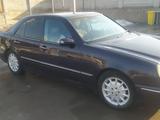 Mercedes-Benz E 240 2000 года за 2 500 000 тг. в Алматы – фото 5