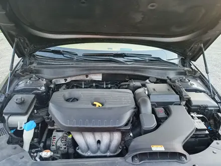 Kia K5 2018 года за 8 200 000 тг. в Алматы – фото 9
