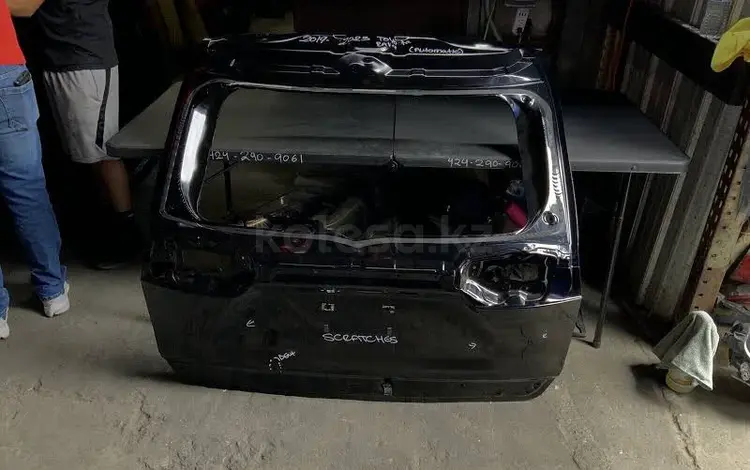 Toyota RAV4 крышка багажника (2019-2023) за 125 000 тг. в Алматы
