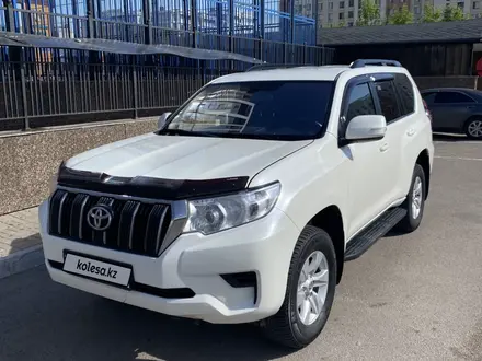 Toyota Land Cruiser Prado 2019 года за 22 500 000 тг. в Актобе – фото 3