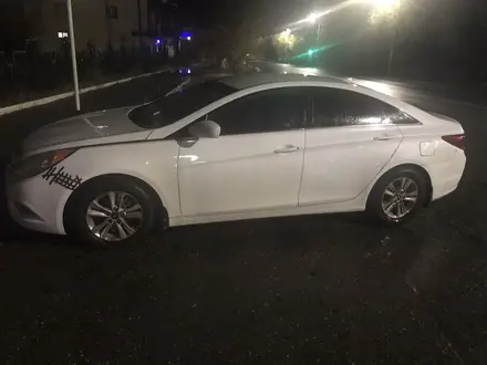 Hyundai Sonata 2012 года за 5 200 000 тг. в Актобе – фото 2