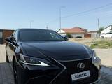 Lexus ES 350 2023 года за 14 500 000 тг. в Атырау – фото 2