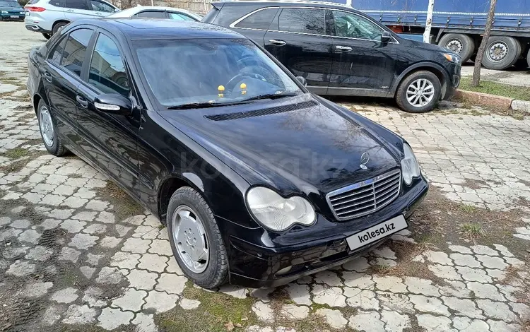Mercedes-Benz C 200 2001 года за 3 300 000 тг. в Петропавловск
