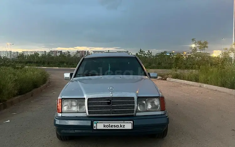 Mercedes-Benz E 230 1990 годаүшін1 299 999 тг. в Алматы