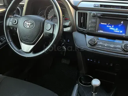 Toyota RAV4 2015 года за 10 750 000 тг. в Петропавловск – фото 13