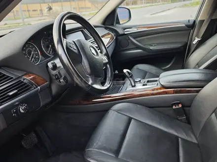 BMW X5 2013 года за 7 900 000 тг. в Актау – фото 18