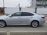 Lexus ES 300h 2014 годаүшін11 000 000 тг. в Атырау – фото 2