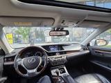 Lexus ES 300h 2014 годаүшін11 000 000 тг. в Атырау – фото 3