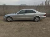 Mercedes-Benz S 500 2005 года за 5 500 000 тг. в Тараз – фото 2