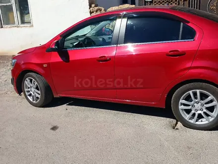 Chevrolet Aveo 2014 года за 3 400 000 тг. в Кентау – фото 4