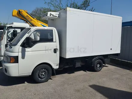 Jac  N 35 2025 года в Алматы – фото 6