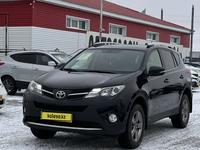 Toyota RAV4 2015 года за 11 000 000 тг. в Актобе