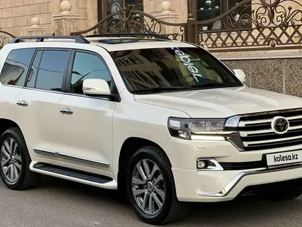 Toyota Land Cruiser 2017 года за 34 500 000 тг. в Алматы