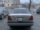 Mercedes-Benz C 200 1996 годаүшін2 600 000 тг. в Астана – фото 3