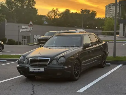 Mercedes-Benz E 320 2001 года за 3 875 000 тг. в Алматы