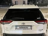 Toyota RAV4 2023 года за 17 000 000 тг. в Актау