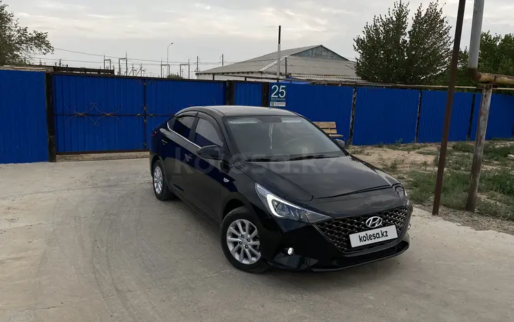 Hyundai Accent 2021 года за 8 300 000 тг. в Атырау